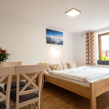 Kamzik A Drevenica Guest house 2*