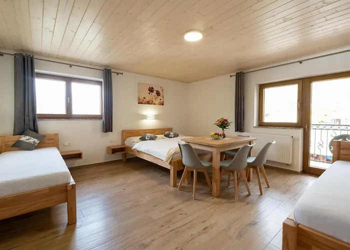 Vendégház Kamzik A Drevenica