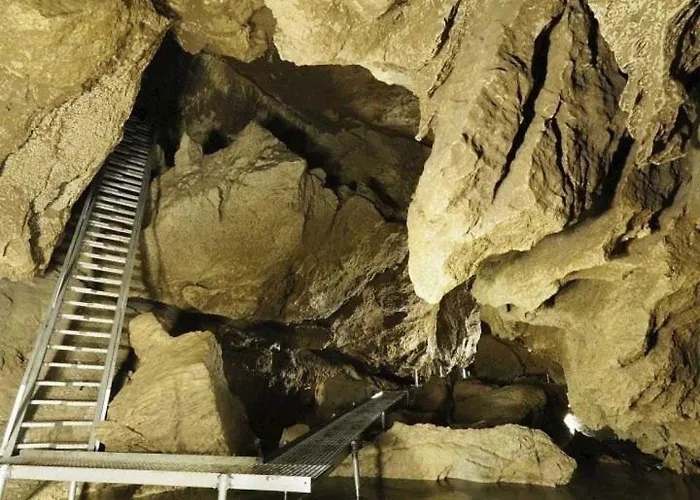 Kamzik A Drevenica Vendégház 2*